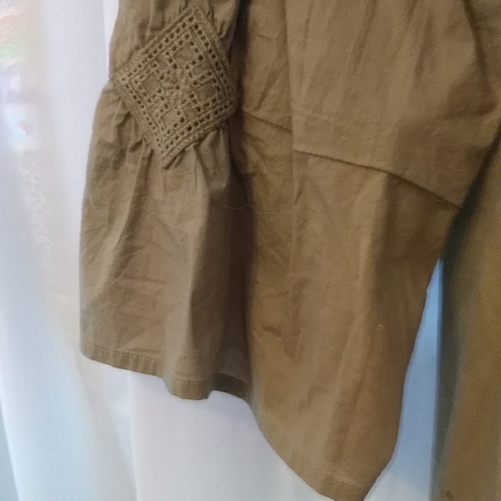 Talbots L Olive V Neck With Lace Bottom - Picture 8 of 10